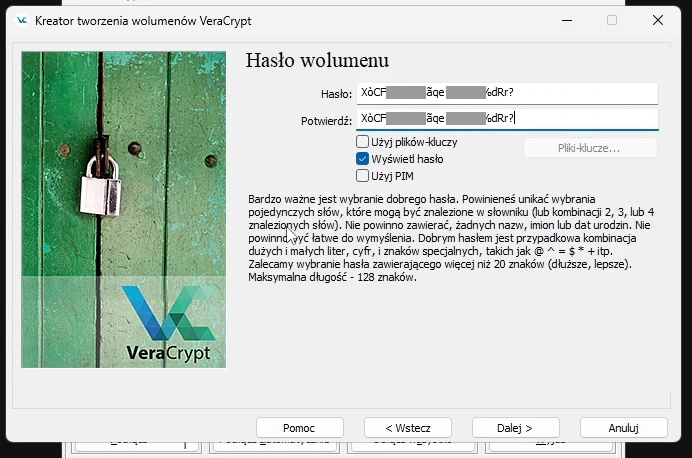 Krok „Hasło wolumenu” z wpisanym długim, losowym hasłem złożonym z liter, cyfr i znaków specjalnych, częściowo zamazanym, oraz zaznaczoną opcją „Wyświetl hasło”.